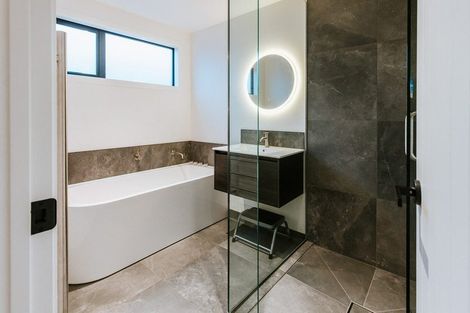 Photo of property in 30 Burbank Road, Wanaka, 9382