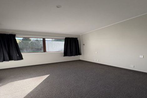 Photo of property in 39 Upham Crescent, Taradale, Napier, 4112