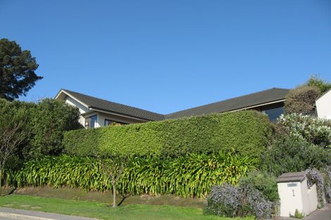 Photo of property in 1 Overdale Drive, Cashmere, Christchurch, 8022