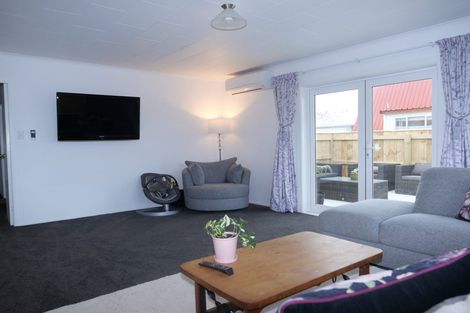 Photo of property in 62a Mazengarb Road, Paraparaumu Beach, Paraparaumu, 5032