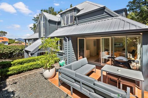 Photo of property in 15a Lower Watt Street, Wadestown, Wellington, 6012