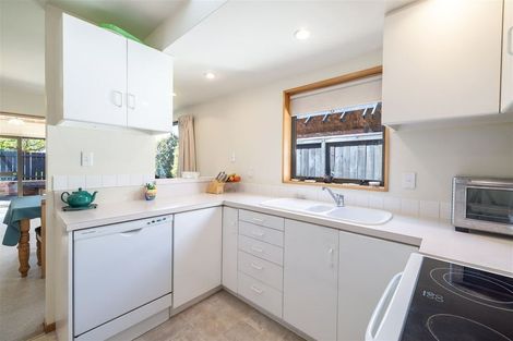 Photo of property in 64 Merivale Lane, Merivale, Christchurch, 8014