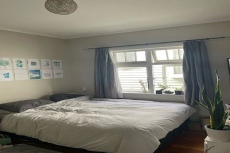 Photo of property in 42 Hohiria Road, Hataitai, Wellington, 6021