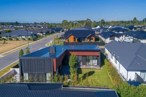 Photo of property in 2 Wallace Crescent, Prebbleton, 7604