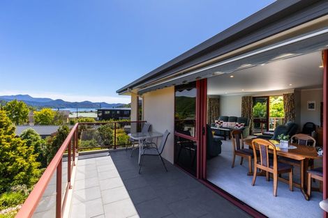 Photo of property in 14 Moana View Road, Waikawa, Picton, 7220