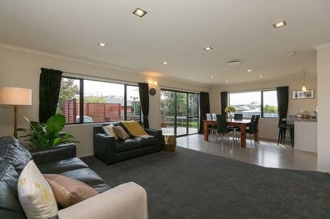 Photo of property in 5d James Drive, Bell Block, New Plymouth, 4312