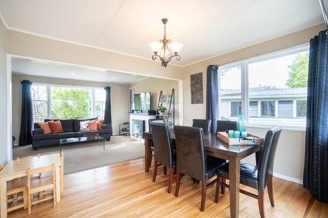 Photo of property in 2 Purnell Court, Awapuni, Palmerston North, 4412