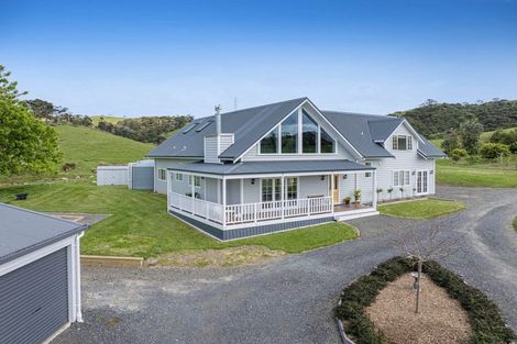 Photo of property in 346 Inland Road, Helensville, 0875
