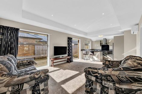 Photo of property in 2/31 Veitches Road, Casebrook, Christchurch, 8051