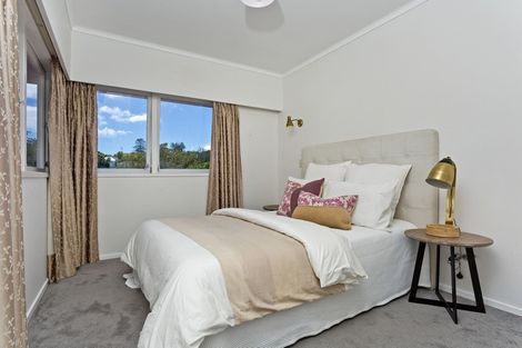 Photo of property in 28 Northumberland Avenue, Belmont, Auckland, 0622