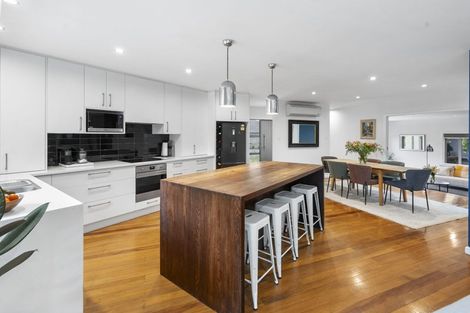 Photo of property in 53 Windermere Road, Papanui, Christchurch, 8053