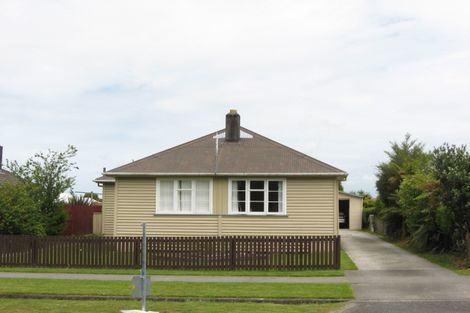 Photo of property in 66 Domett Street, Westport, 7825