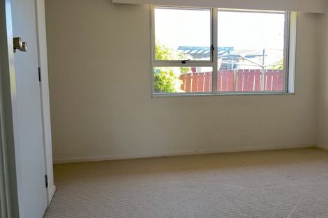 Photo of property in 1/47 Prince Regent Drive, Half Moon Bay, Auckland, 2012