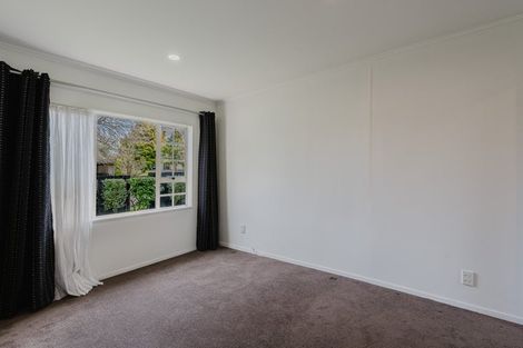 Photo of property in 35 Alison Street, Hamilton Lake, Hamilton, 3204