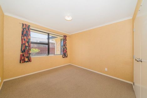 Photo of property in 10 Geneva Terrace, Kelvin Grove, Palmerston North, 4414