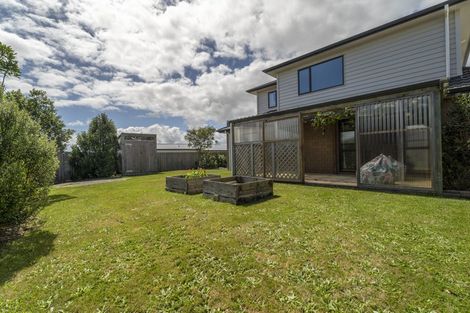 Photo of property in 213 Mark Avenue, Grenada Village, Wellington, 6037