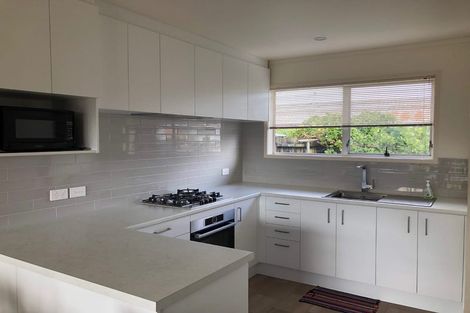 Photo of property in 1/5 Sylvan Crescent, Te Atatu South, Auckland, 0610