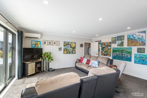 Photo of property in 44 Buddle Road, Wallaceville, Upper Hutt, 5018