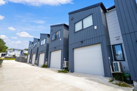 Photo of property in 23d Bayview Road, Bayview, Auckland, 0629