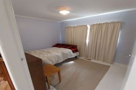 Photo of property in 16 Highbury Crescent, Highbury, Wellington, 6012