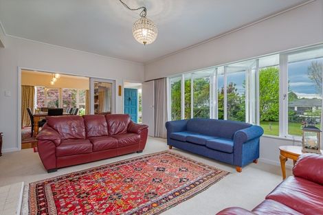 Photo of property in 35 Wanganui Road, Marton, 4710