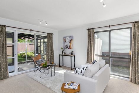 Photo of property in 200f6 Onepu Road, Lyall Bay, Wellington, 6022