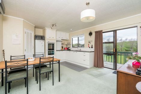 Photo of property in 8 Huarau Station Road, Maungaturoto, 0583