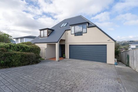 Photo of property in 157 Westchester Drive, Churton Park, Wellington, 6037