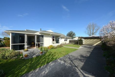 Photo of property in 51 Kent Lodge Avenue, Avonhead, Christchurch, 8042