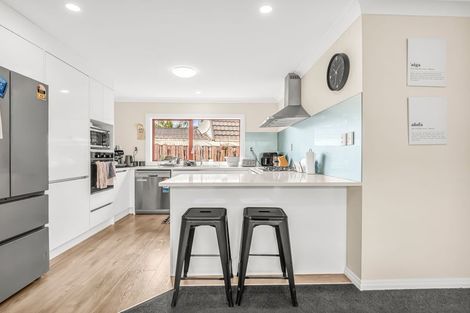 Photo of property in 24 San Domingo Rise, Henderson, Auckland, 0612