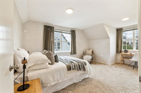 Photo of property in 10 Dunrobin Place, Avonhead, Christchurch, 8042