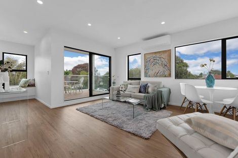 Photo of property in 4/17 Huia Road, Papatoetoe, Auckland, 2025