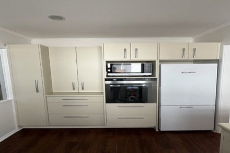 Photo of property in 1 Clematis Avenue, Murrays Bay, Auckland, 0630