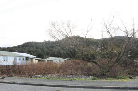 Photo of property in 30 Hilton Street, Blackball, 7804