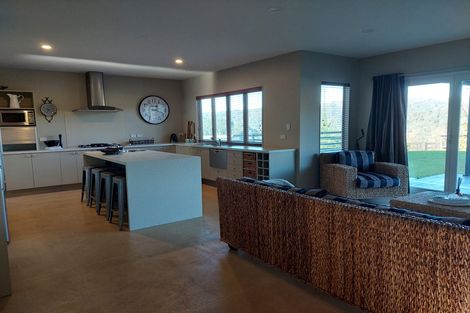 Photo of property in 253 Ngahere Park Road, Turitea, Palmerston North, 4472