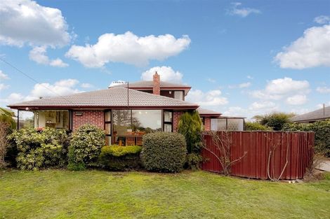 Photo of property in 15 Sevenoaks Drive, Bryndwr, Christchurch, 8053