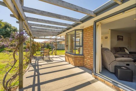 Photo of property in 85 Makarini Street, Paraparaumu, 5032