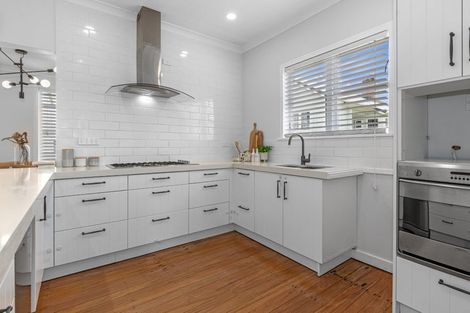 Photo of property in 15 Cairnfield Road, Kensington, Whangarei, 0112