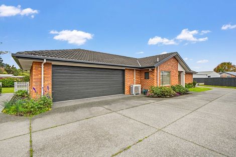 Photo of property in 13 Robert Coup Road, Kaiapoi, 7630