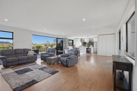 Photo of property in 3 Ashwood Lane, Bell Block, New Plymouth, 4312