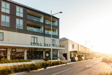 Photo of property in 127 Te Oneroa Way, Long Bay, Auckland, 0630