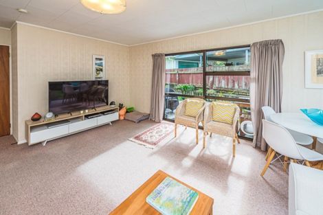 Photo of property in 2/123 Great North Road, Otamatea, Whanganui, 4501