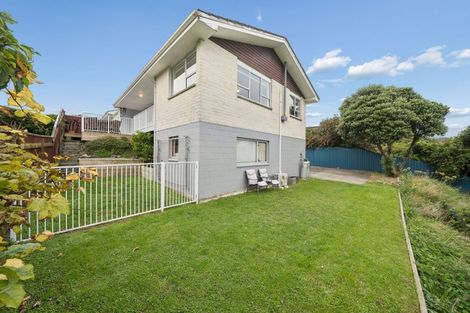 Photo of property in 2/13 Roband Crescent, Brown Owl, Upper Hutt, 5018
