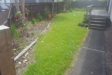 Photo of property in 2/15 Septimus Place, Henderson, Auckland, 0612