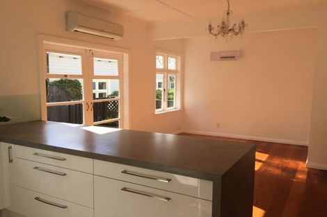 Photo of property in 14 Imperial Terrace, Melrose, Wellington, 6022