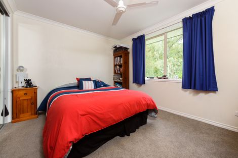 Photo of property in 9r Roger Guy Place, Welcome Bay, Tauranga, 3175
