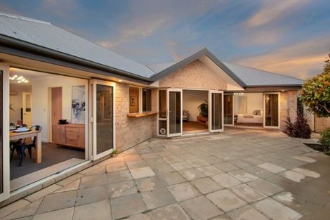 Photo of property in 12 Richard Seddon Drive, Northwood, Christchurch, 8051