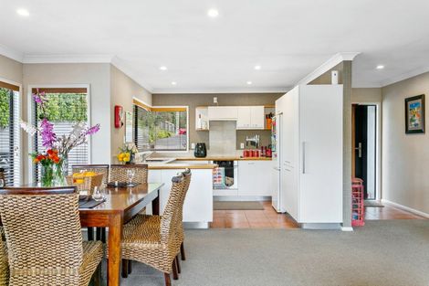 Photo of property in 9 Sunset Street, Hilltop, Taupo, 3330