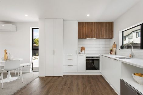 Photo of property in 13 Goldsmith Place, Waltham, Christchurch, 8023