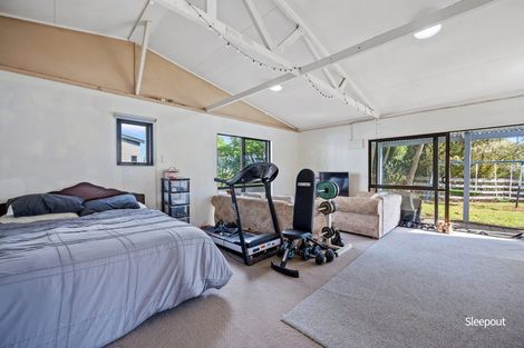 Photo of property in 1355 Old North Road, Helensville, 0875